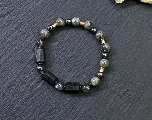 what is the color obsidian